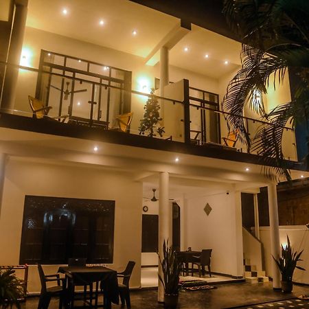 Mirissa Breeze Hotel Exterior foto
