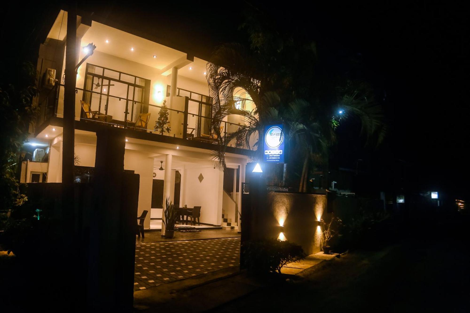 Mirissa Breeze Hotel Exterior foto